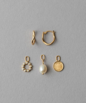 ＜ete bijoux (Women)＞［デイアップ］　淡水パール＆ビジュー　ピアス／チャーム　セット