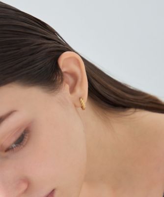 ONLINE Limited］ ツイスト ハグピアス | ete bijoux