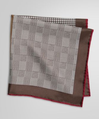＜Brooks Brothers＞シルクツイル　４パネルプリント　ポケットスクエア