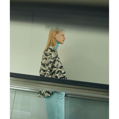 ＜allureville (Women)＞ウェーブジャガードＶカラージャケット