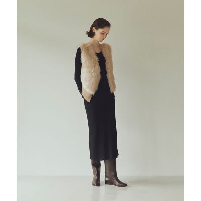 【アルアバイル】フェイクファードッキングショートジレ　グレー フェイクファードッキングショートジレ | allureville (Women