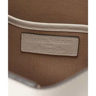 【ＧＩＡＮＮＩ　ＮＯＴＡＲＯ　ｐｅｒ　ａｌｌｕｒｅｖｉｌｌｅ】ワンハンドルショルダーバッグ
