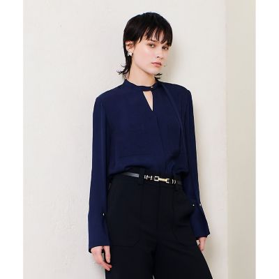 ＜allureville (Women)＞フリュイドオーバーラップブラウス