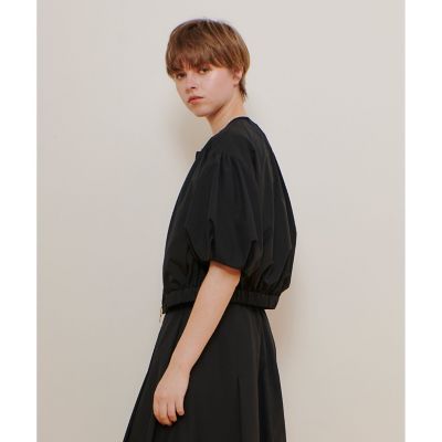 アルアバイル　マットタフタショートブルゾン ￥29,700 （税込） マットタフタショートブルゾン | allureville (Women