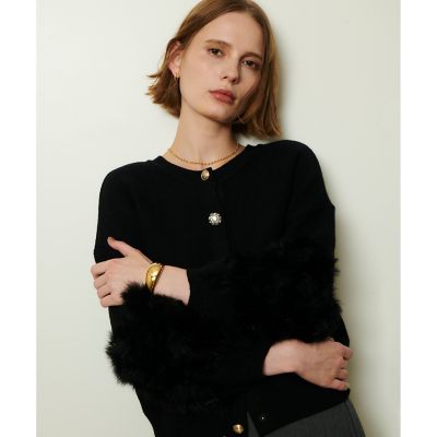 allureville (Women)/アルアバイル ラビットカフクレイジーボタン2WAYプルオーバー 95ブラック トップス【三越伊勢丹/公式】