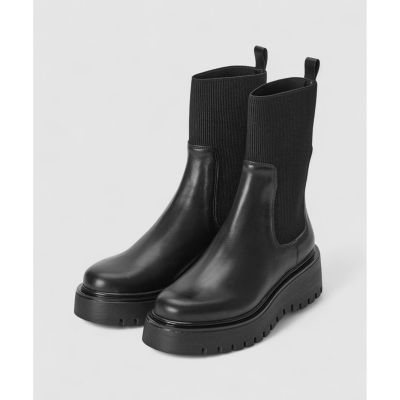 ＜allureville (Women)＞【ａｌｌｕｒｅｖｉｌｌｅ×ＣＯＲＳＯ　ＲＯＭＡ　９】サイドゴアショートブーツ