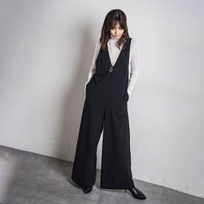 カーブＶネックオールインワン≪洗濯機で洗える≫