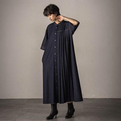 ＜MAYSON GREY（Women）＞アシンメトリープリーツシャツワンピース≪洗濯機で洗える≫