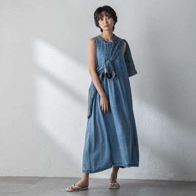❣️新品未使用❣️エムズグレイシーワンピース38 デニムノースリーブ❣️お花コサージュ ❣️新品未使用❣️エムズグレイシーワンピース38 デニムノースリーブ