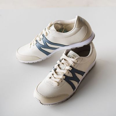 【ＭＩＺＵＮＯ】ＭＬＣ－０スニーカー
