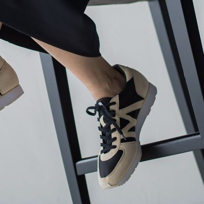 【ＭＩＺＵＮＯ】ＭＲ１　ＳＰスニーカー