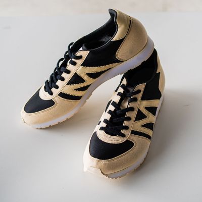 【ＭＩＺＵＮＯ】ＭＲ１　ＳＰスニーカー