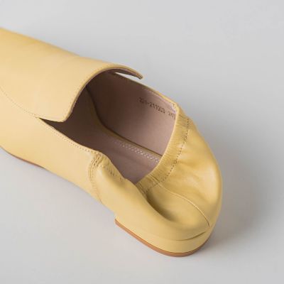 【ＬＥ　ＶＥＲＮＩＳ】ソフトローファーシューズ