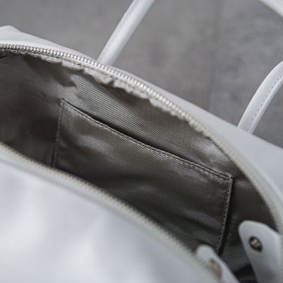 キューブボストンバッグ