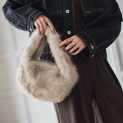 ワンハンドルフェイクファートートバッグ | MAYSON GREY（Women