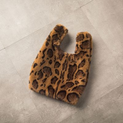 MAYSON GREY（Women）/メイソングレイ ミンク風フェイクファーショッパートートバッグ 31ダークベージュ 旅行用かばん・バッグ【三越伊勢丹/公式】