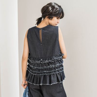 ＜MAYSON GREY（Women）＞レイヤードフリルデニムベスト≪洗濯機で洗える≫