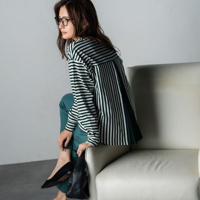 ＜MAYSON GREY（Women）＞バックプリーツドッキングプルオーバー≪洗濯機で洗える≫