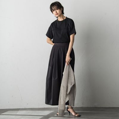 エンボスロゴＴシャツ≪手洗い可能≫