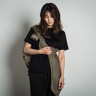 ＜MAYSON GREY（Women）＞ｓｍａｌｌロゴＴシャツ≪洗濯機で洗える≫