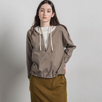 サテンフーディドッキングプルオーバー≪洗濯機で洗える≫