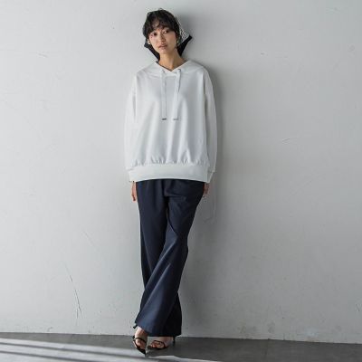 【ＷＥＢ限定】【一部店舗限定】抜け襟ダンボールプルオーバー