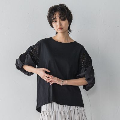 ＜MAYSON GREY（Women）＞【ＷＥＢ限定】刺繍レーススリーブプルオーバー≪洗濯機で洗える≫