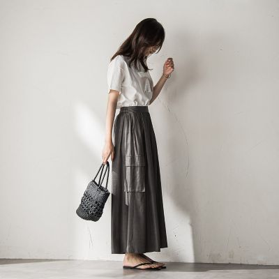 【ＷＥＢ限定】スクエア箔オーバーサイズＴシャツ≪手洗い可能≫