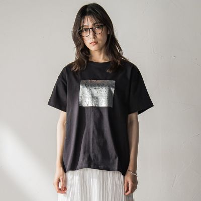 【ＷＥＢ限定】スクエア箔オーバーサイズＴシャツ≪手洗い可能≫