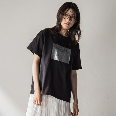【ＷＥＢ限定】スクエア箔オーバーサイズＴシャツ≪手洗い可能≫