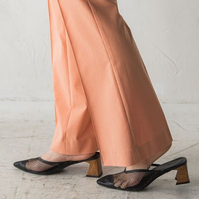 センターラインフレアパンツ≪洗濯機で洗える≫