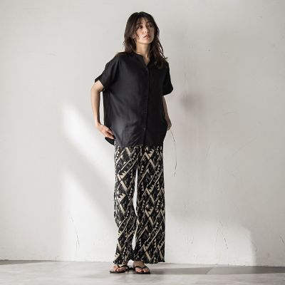 【ＷＥＢ限定】オリエンタル柄クリスタルプリーツパンツ≪手洗い可能≫