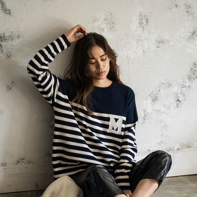 ワッペン付スウェットライクニットプルオーバー≪手洗い可能≫