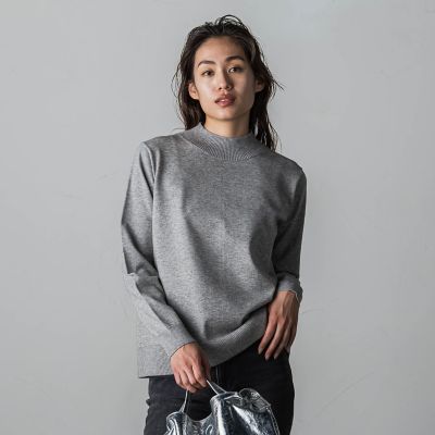 ＜MAYSON GREY（Women）＞ＢＡＣＫケーブルハイネックニットプルオーバー≪手洗い可能≫
