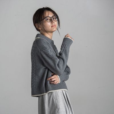 【カタログ掲載】襟付きケーブルニットプルオーバー≪手洗い可能≫