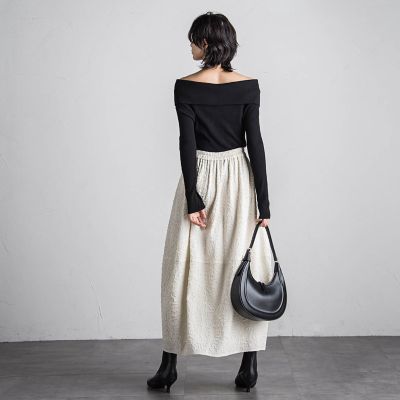 【ＷＥＢ限定カラーあり】オフショルダーニットプルオーバー≪手洗い可能≫