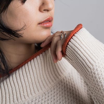 【ＷＥＢ限定】鹿の子編み配色ニットプルオーバー≪洗濯機で洗える≫