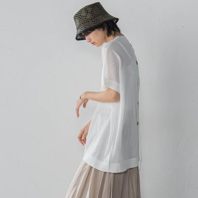 ＢＡＣＫ釦アシンメトリーニットプルオーバー≪手洗い可能≫