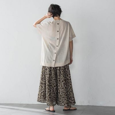 ＢＡＣＫ釦アシンメトリーニットプルオーバー≪手洗い可能≫