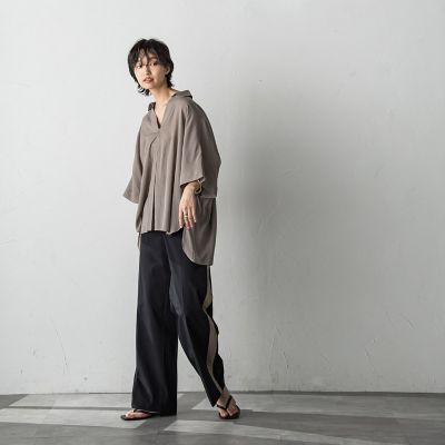 【ＷＥＢ限定カラーあり】バックタックドルマンスキッパーシャツ≪手洗い可能≫