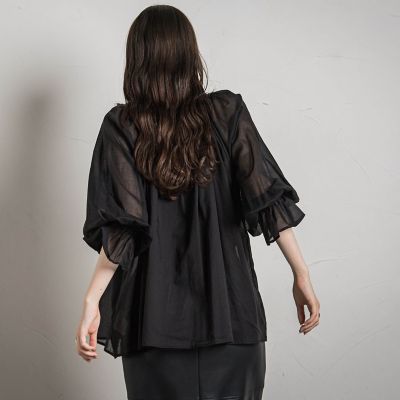 ギャザーネックボリュームブラウス≪手洗い可能≫