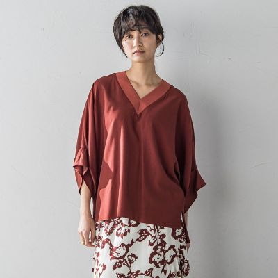 タックワイドスリーブＶネックドルマンブラウス≪手洗い可能≫