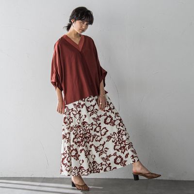 タックワイドスリーブＶネックドルマンブラウス≪手洗い可能≫