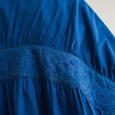 キャンブリックバックギャザー刺繍ブラウス≪手洗い可能≫