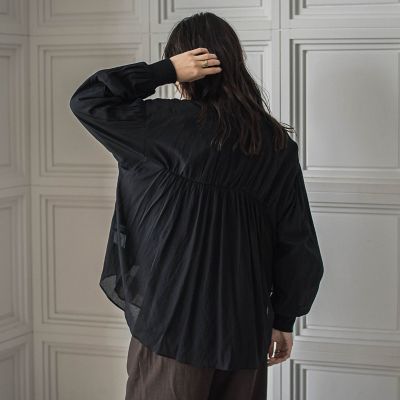 ♥️未使用に近い♥️美品♥️手洗可♥️【MOGA】2(M相当) 黒 シアーカーデ ♥️未使用に近い♥️美品♥️手洗可♥️【MOGA】2(M相当)