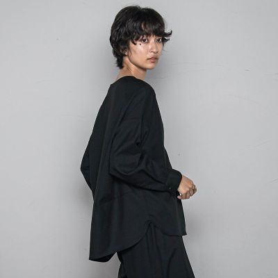 一瞬で楽とキレイを叶える】裏起毛2WAYネックブラウス≪手洗い可能