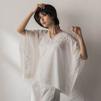 45r*pm レースブラウス ＆裾刺繍ばんつ レース刺繍ポンチョブラウス | MAYSON GREY (Women)/メイソングレイ
