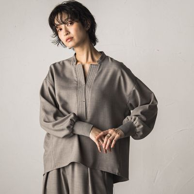 Eternal Line 2026】チュール刺繍ベル袖 ブラウス