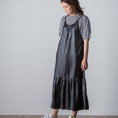 【ｓｏｃｏｌｌａ】レザー風ティアードキャミワンピース≪洗濯機で洗える≫