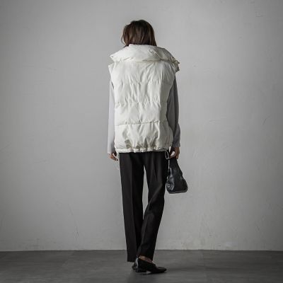 中綿スタンドカラーベスト